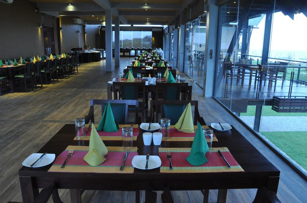 Laya Safari Resorts & Spa Yala Luaran gambar