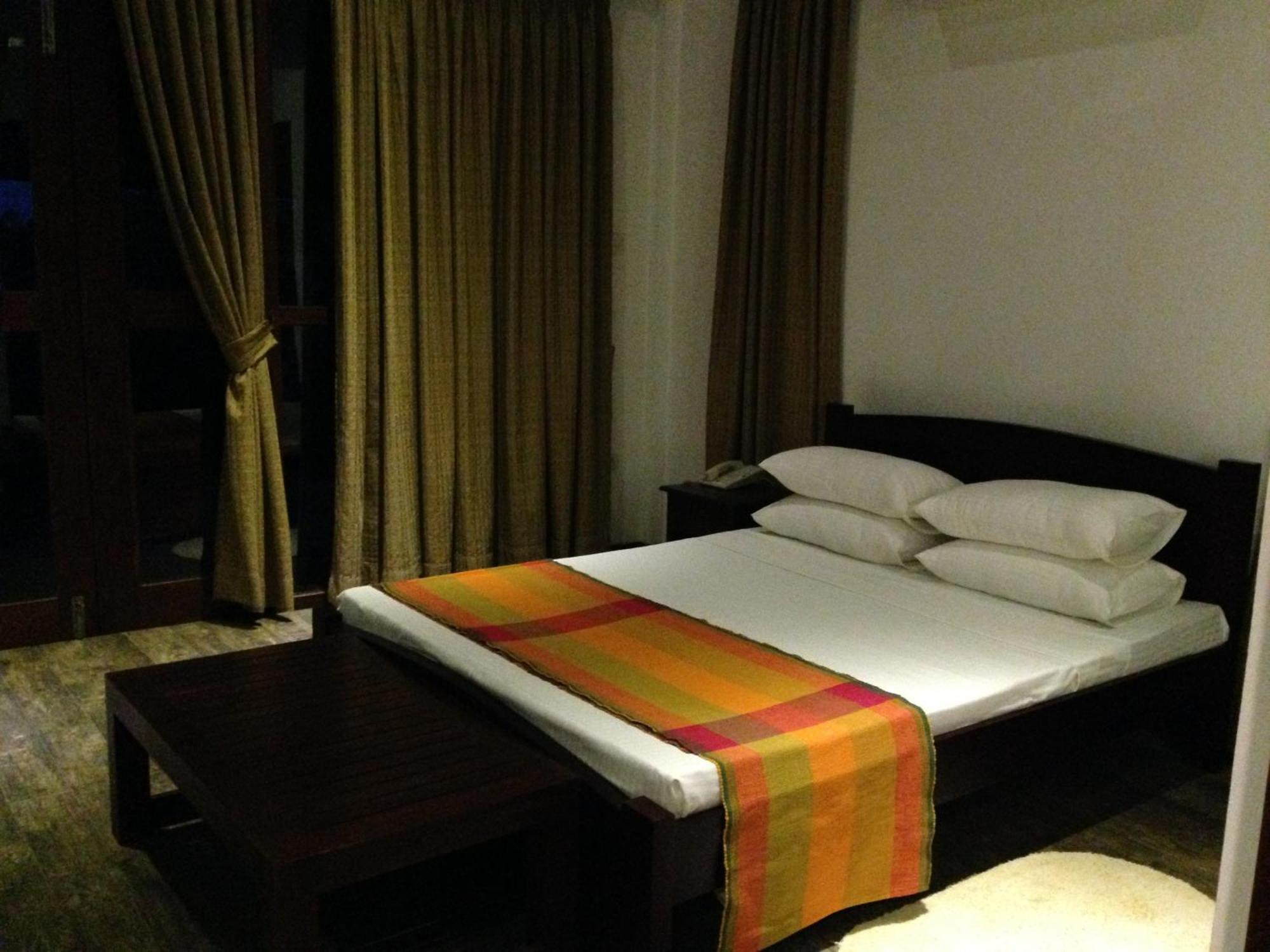 Laya Safari Resorts & Spa Yala Bilik gambar
