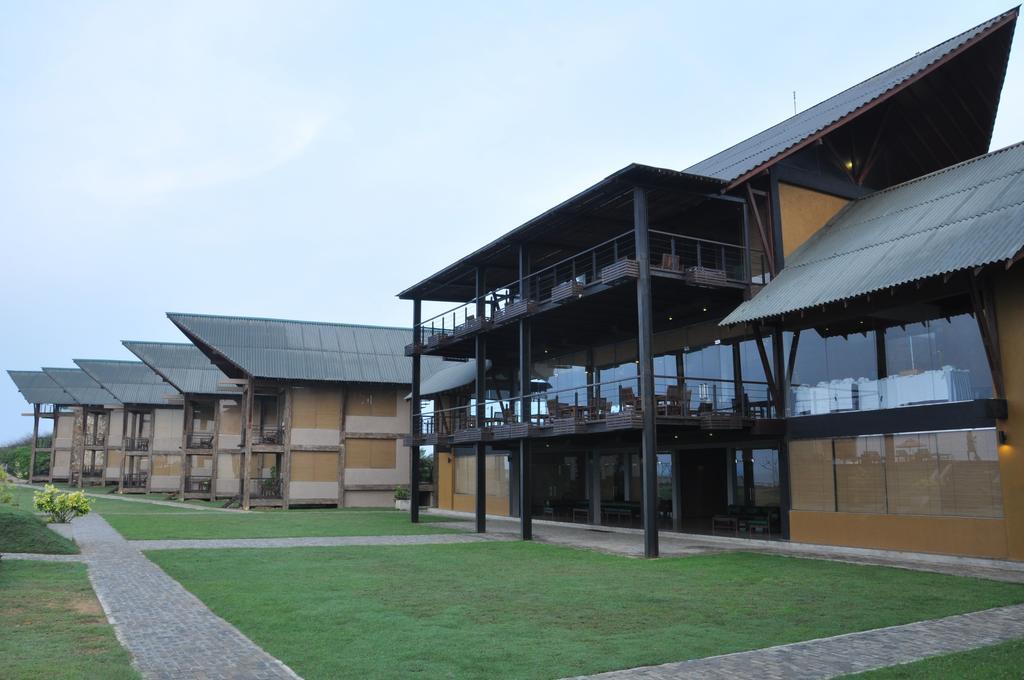 Laya Safari Resorts & Spa Yala Luaran gambar